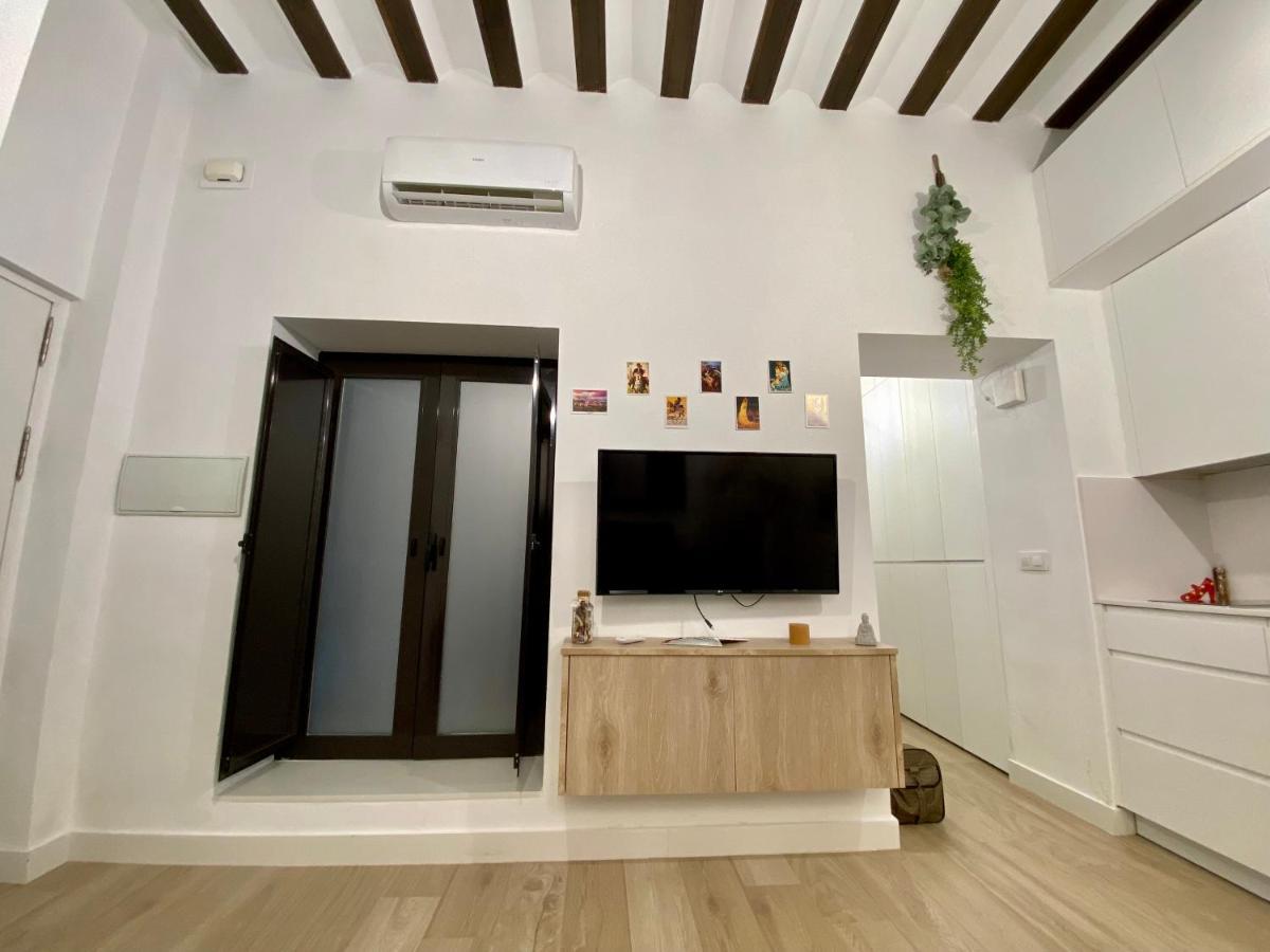 Апартаменты Cosy Studio In Alameda District Севилья Экстерьер фото